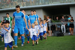 IMG_9064 Einlaufen Kinder Knessl Ivanovic Erhardt Tisch k1