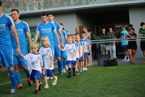 IMG_9067 Einlaufen Kinder Ivanovic Erhardt Tisch k1