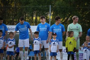 20250510_193442_IMG_3722 Aufstellung mit Kinder k1