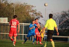 1 20261003_175502_IMG_2185 Tisch k1